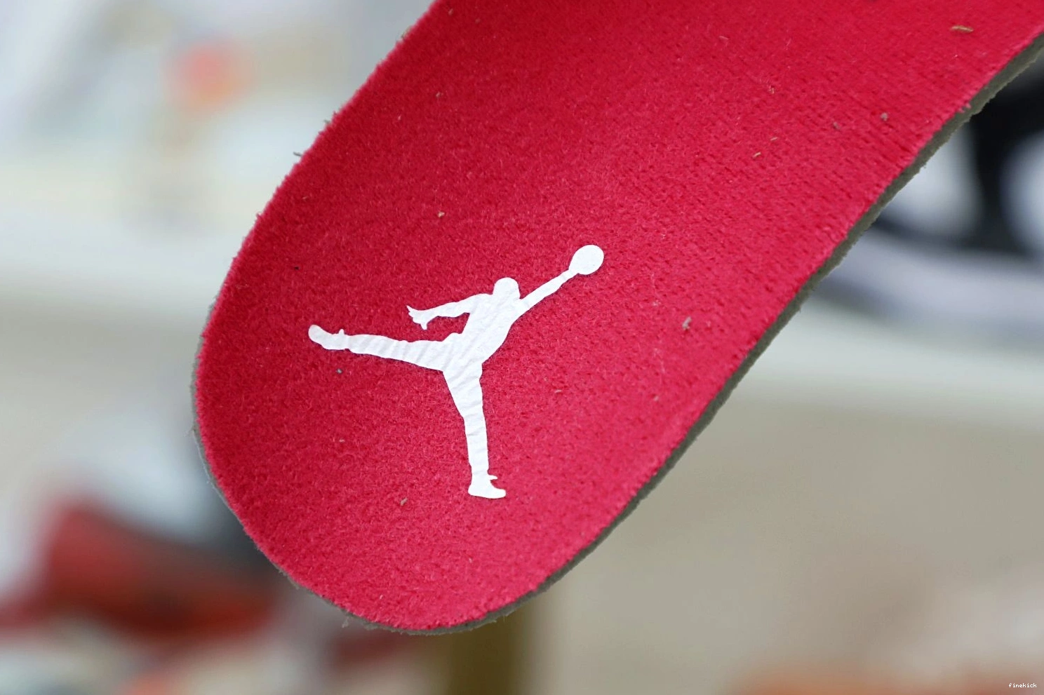 Jordan Cardinal Retro Red(CT8532-126） 3 Air  0918